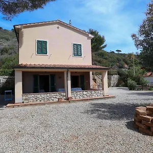 https://villa-moira.it-tuscanyhotel.com