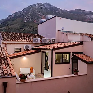 https://casa-vacanze-madrice.sicilyhotelsitaly.net